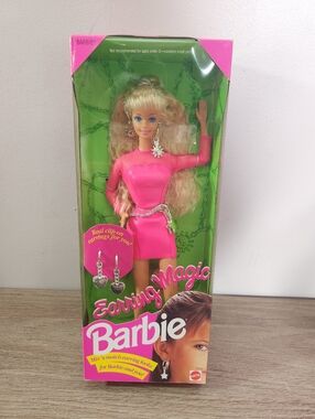 Vintage 1992 Mattel Barbie Doll Earring Magic #7014